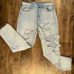 Size 6 American Eagle Mom Jean